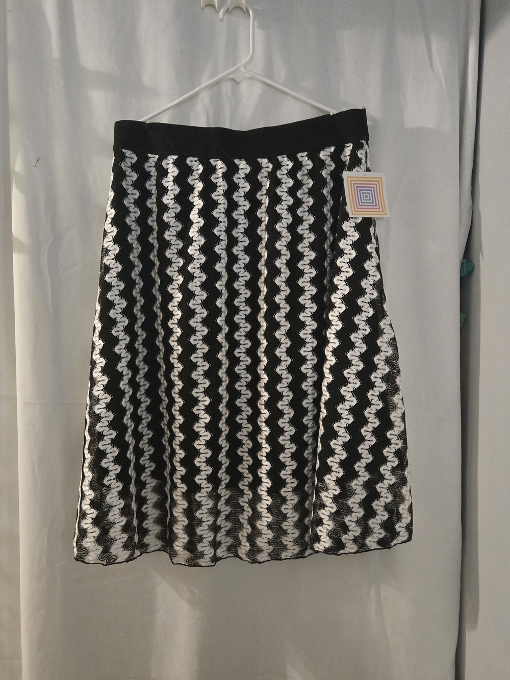 LuLaRoe Black and White Zigzag A-Line Skirt